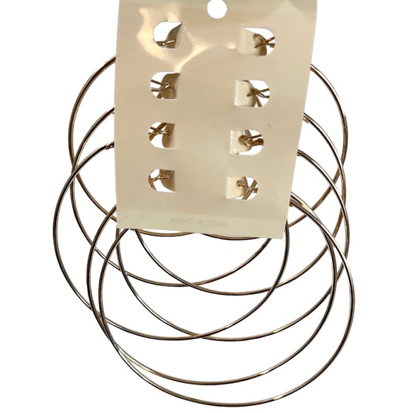 ❤️ NWT! Gold Hoop Earrings by Pastel Collection - Picture 4 of 6